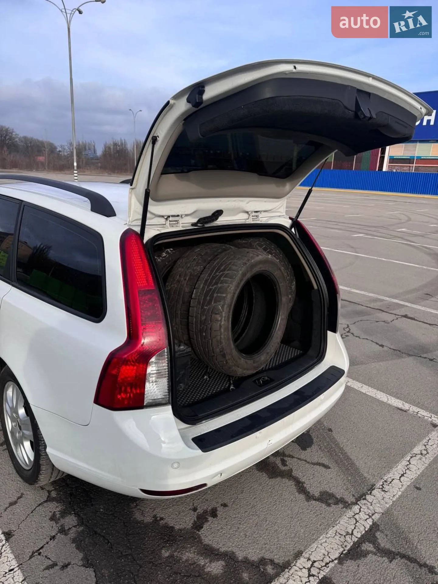 2010 Volvo V50 - мініатюра 6