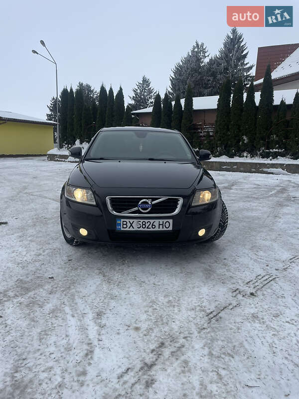 Універсал Volvo V50 2010 в Хмельницькому
