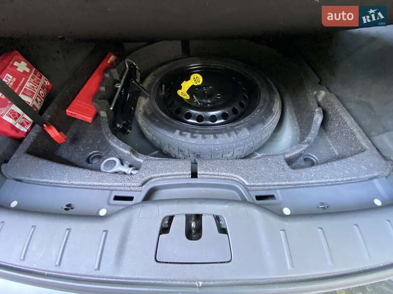 Універсал Volvo V50 2011 в Тернополі фото 17 Універсал Volvo V50 2011 в Тернополі