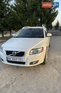 Универсал Volvo V50 2012 в Рокитном
