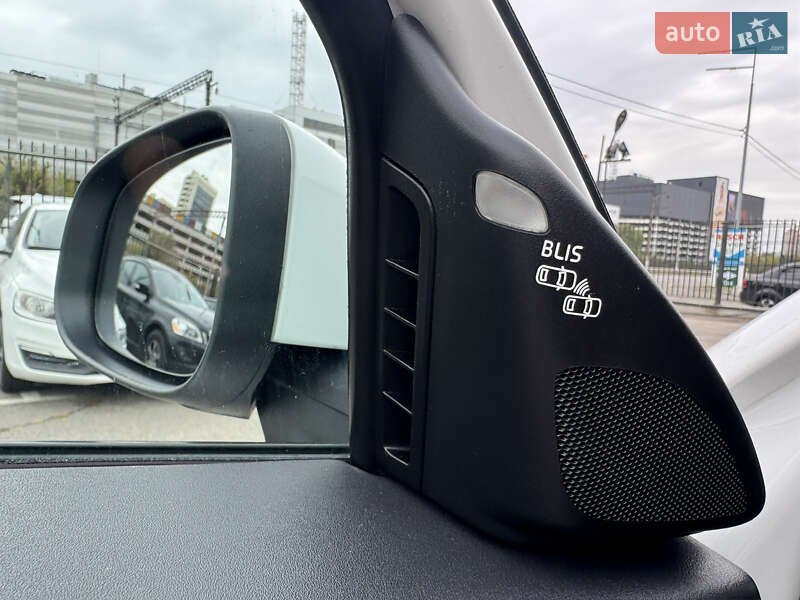 Універсал Volvo V50 2011 в Києві