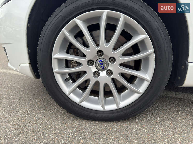 Універсал Volvo V50 2011 в Києві