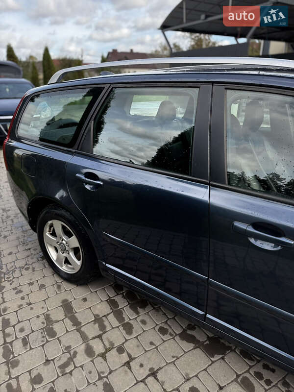 Універсал Volvo V50 2009 в Бучачі