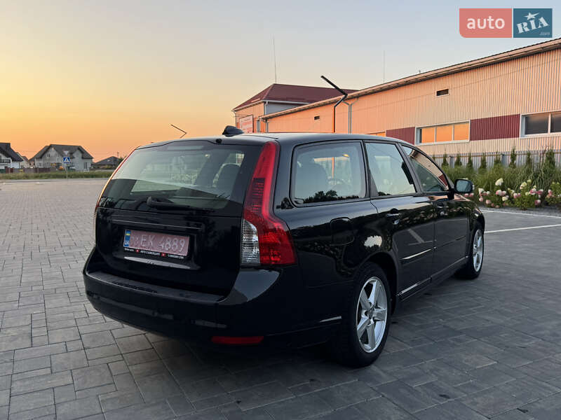 Универсал Volvo V50 2010 в Луцке фото 8 Универсал Volvo V50 2010 в Луцке