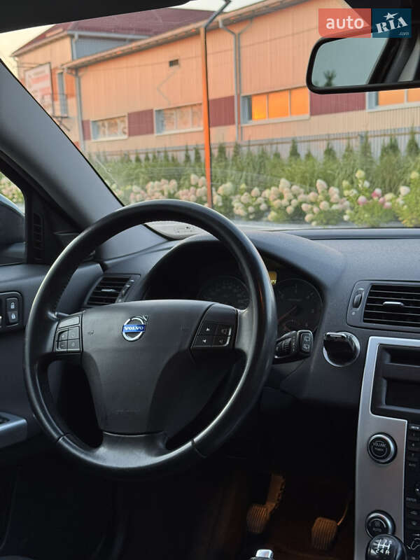 Универсал Volvo V50 2010 в Луцке фото 11 Универсал Volvo V50 2010 в Луцке