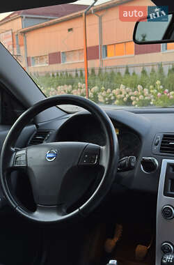 Універсал Volvo V50 2010 в  фото 11 Універсал Volvo V50 2010 в