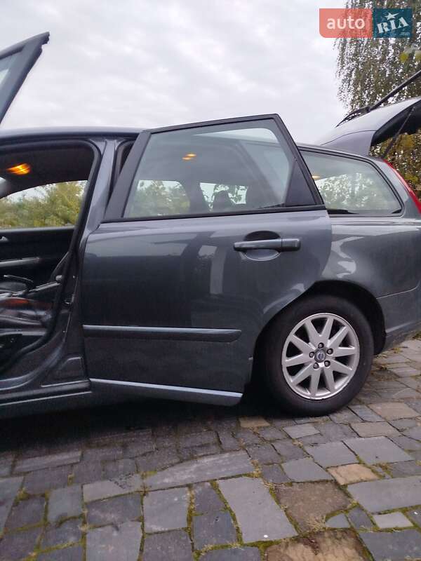Универсал Volvo V50 2009 в Костополе фото 17 Универсал Volvo V50 2009 в Костополе