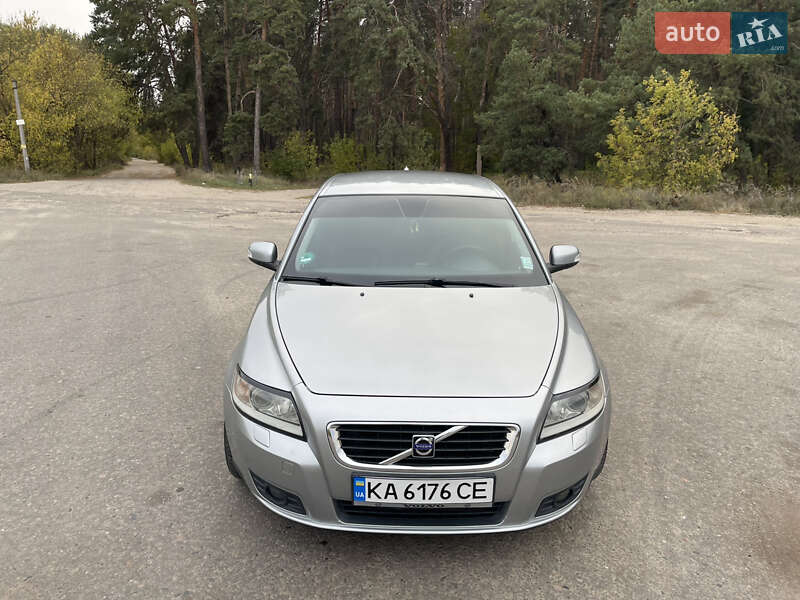Универсал Volvo V50 2008 в Ахтырке
