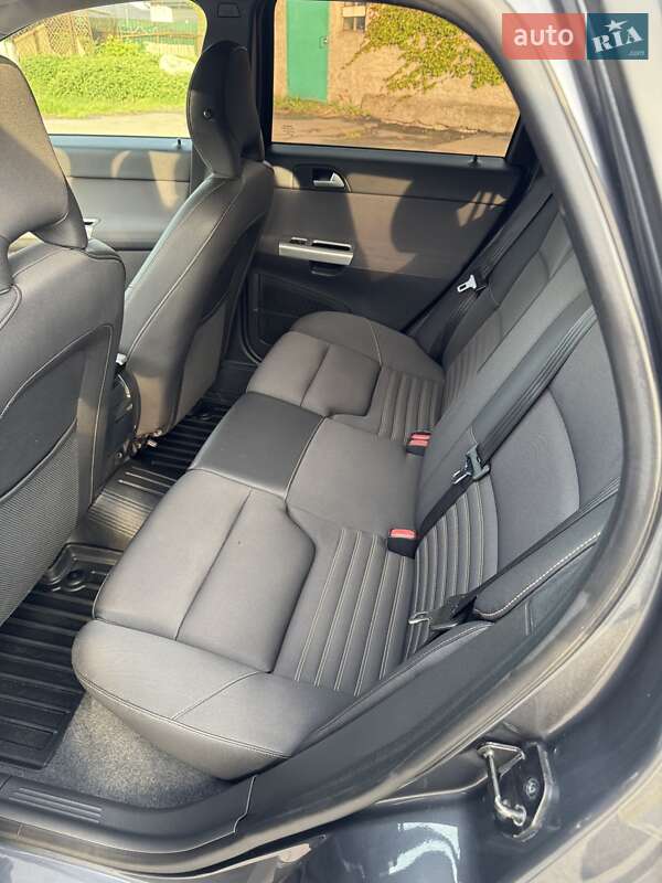 Универсал Volvo V50 2012 в Киеве