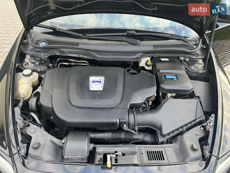 Універсал Volvo V50 2011 в Хмельницькому