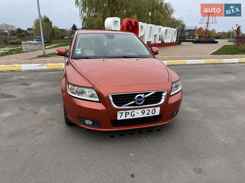 Універсал Volvo V50 2012 в Ірпені