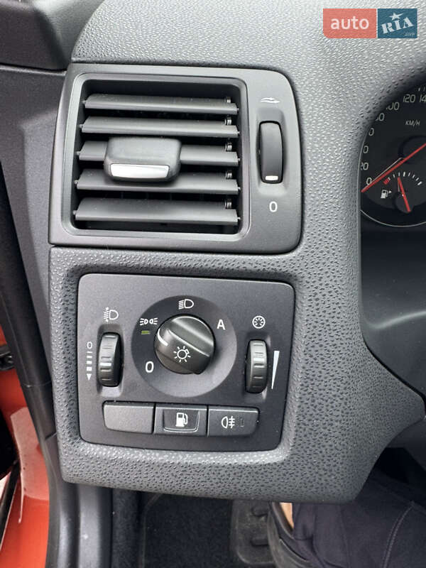 Універсал Volvo V50 2012 в Ірпені