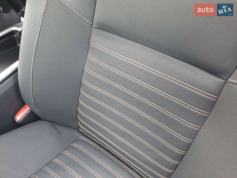 Універсал Volvo V50 2010 в Полтаві