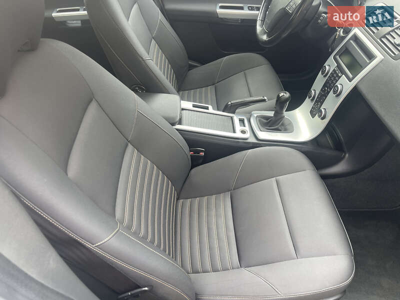 Универсал Volvo V50 2010 в Шепетовке фото 18 Универсал Volvo V50 2010 в Шепетовке