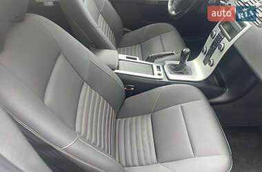 Універсал Volvo V50 2010 в  фото 18 Універсал Volvo V50 2010 в