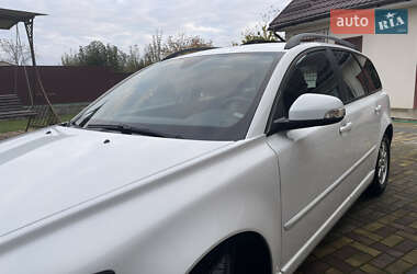 Універсал Volvo V50 2010 в  фото 47 Універсал Volvo V50 2010 в