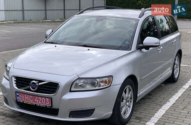 Универсал Volvo V50 2010 в 