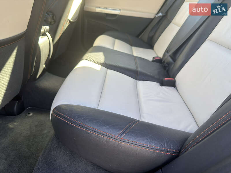 Универсал Volvo V50 2010 в Киеве фото 22 Универсал Volvo V50 2010 в Киеве