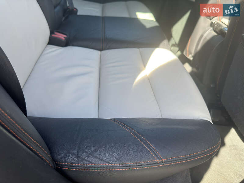 Универсал Volvo V50 2010 в Киеве фото 28 Универсал Volvo V50 2010 в Киеве