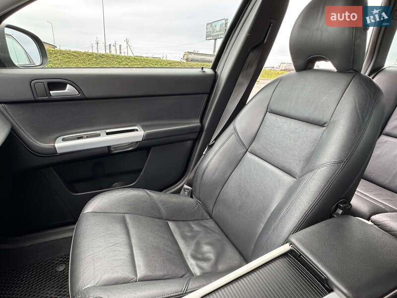 Універсал Volvo V50 2011 в Львові фото 23 Універсал Volvo V50 2011 в Львові