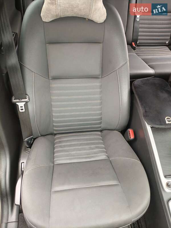 Універсал Volvo V50 2011 в Києві