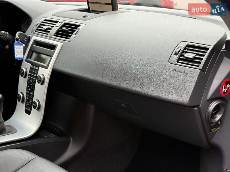 Универсал Volvo V50 2012 в Стрые фото 89 Универсал Volvo V50 2012 в Стрые