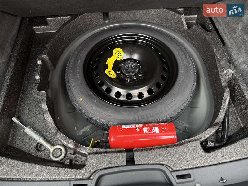 Универсал Volvo V50 2012 в Стрые фото 100 Универсал Volvo V50 2012 в Стрые