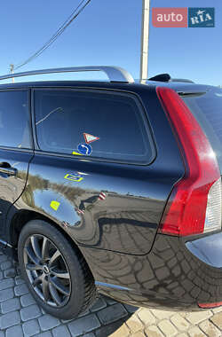 Универсал Volvo V50 2012 в 