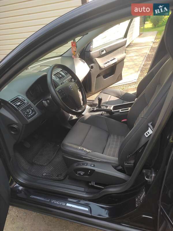 Универсал Volvo V50 2009 в Косове фото 6 Универсал Volvo V50 2009 в Косове