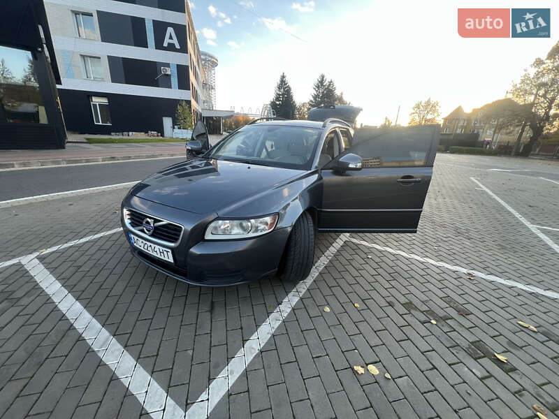 Універсал Volvo V50 2010 в Луцьку фото 4 Універсал Volvo V50 2010 в Луцьку