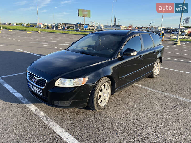 Універсал Volvo V50 2010 в Львові