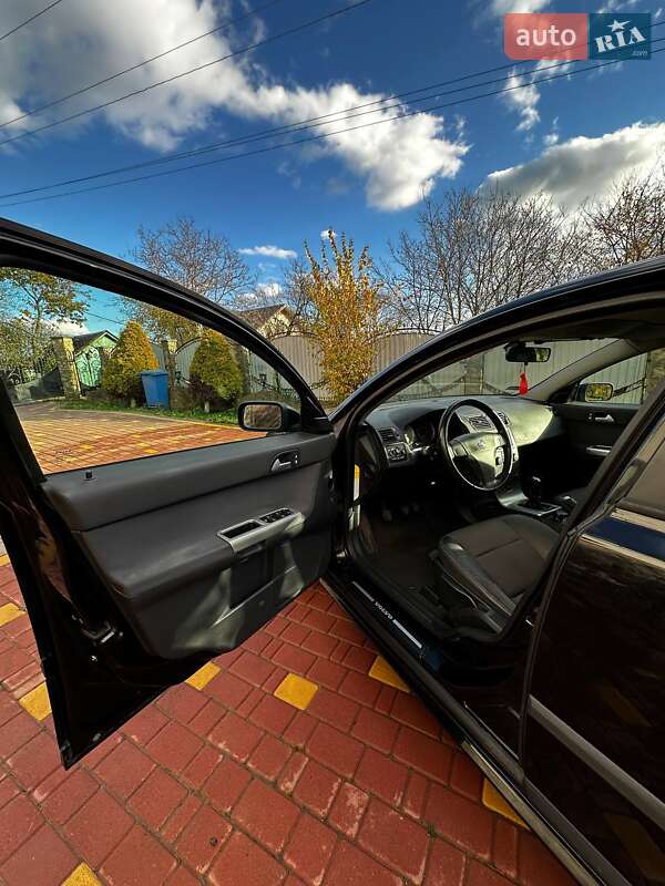 Универсал Volvo V50 2004 в Отынии фото 23 Универсал Volvo V50 2004 в Отынии