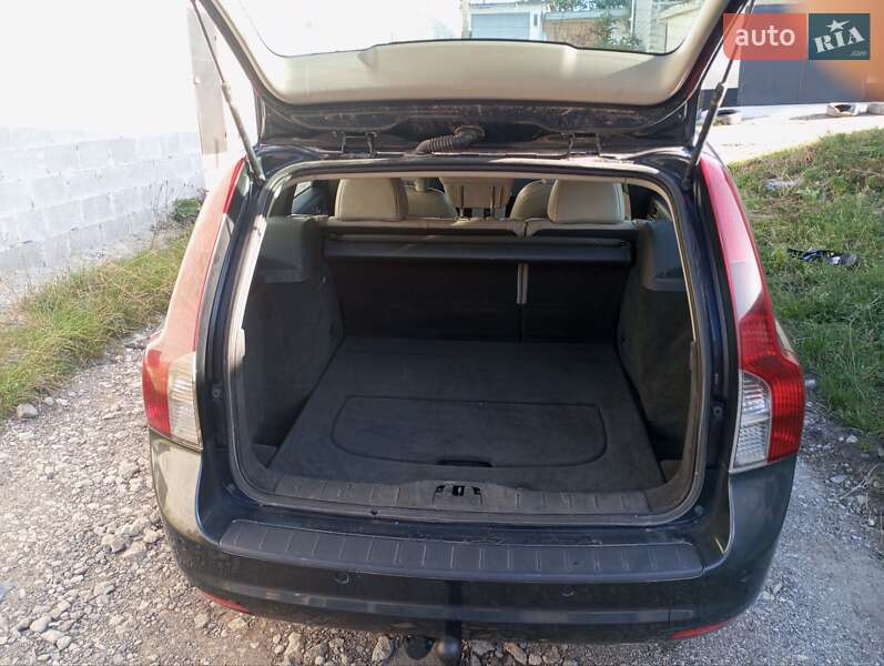 Универсал Volvo V50 2008 в Тернополе