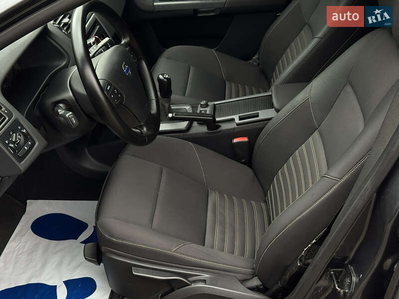 Універсал Volvo V50 2011 в Моршині