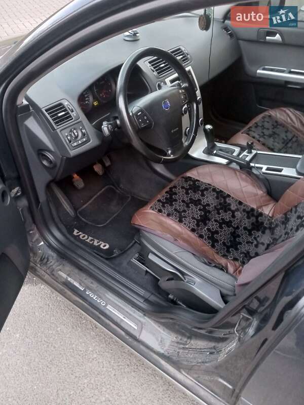 Универсал Volvo V50 2010 в Николаеве фото 2 Универсал Volvo V50 2010 в Николаеве