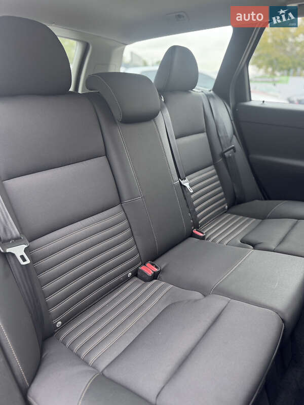 Универсал Volvo V50 2012 в Киеве фото 28 Универсал Volvo V50 2012 в Киеве