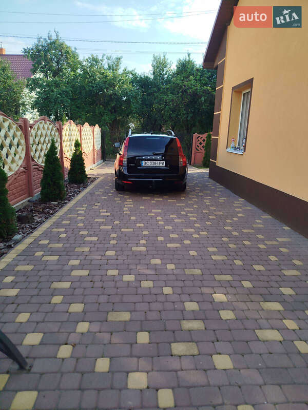 Универсал Volvo V50 2010 в Львове