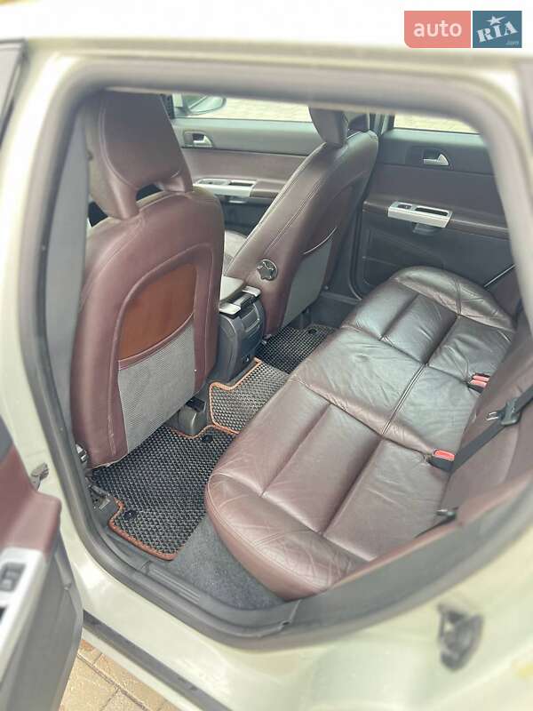 Универсал Volvo V50 2011 в Горишних Плавнях