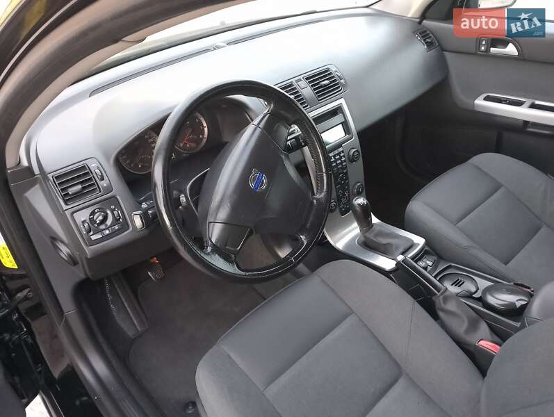 Універсал Volvo V50 2006 в Тернополі