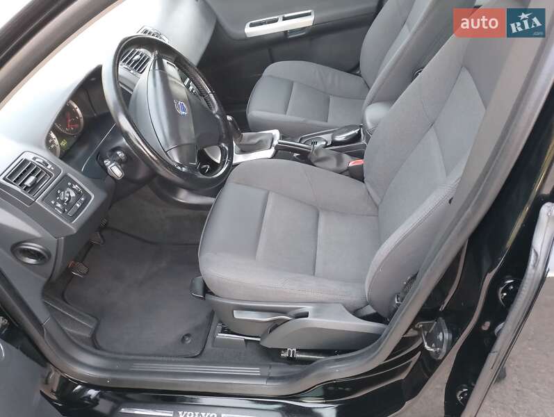 Універсал Volvo V50 2006 в Тернополі