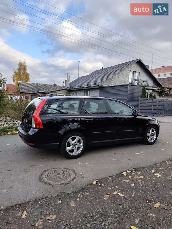 Универсал Volvo V50 2011 в Луцке фото 19 Универсал Volvo V50 2011 в Луцке
