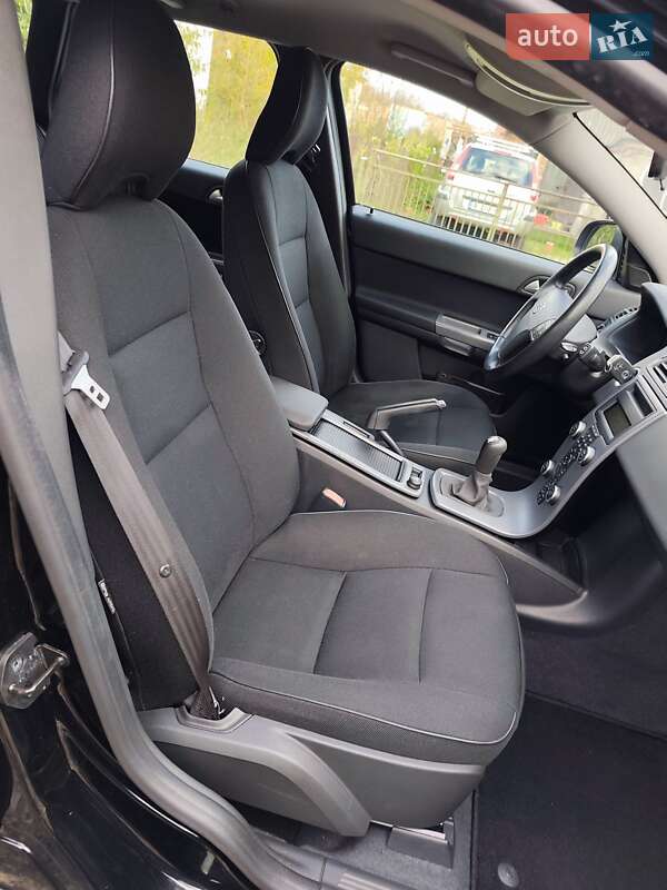 Универсал Volvo V50 2011 в Луцке фото 52 Универсал Volvo V50 2011 в Луцке