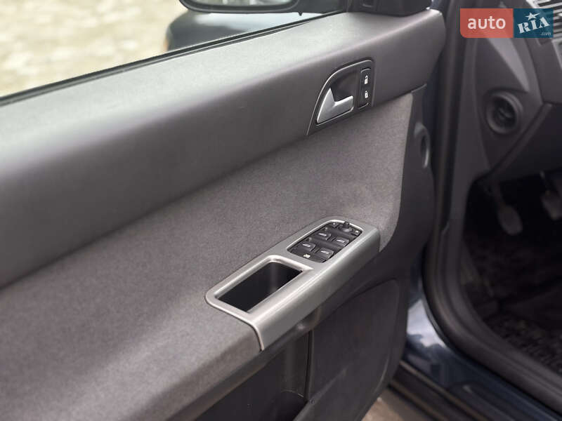 Універсал Volvo V50 2006 в Тернополі