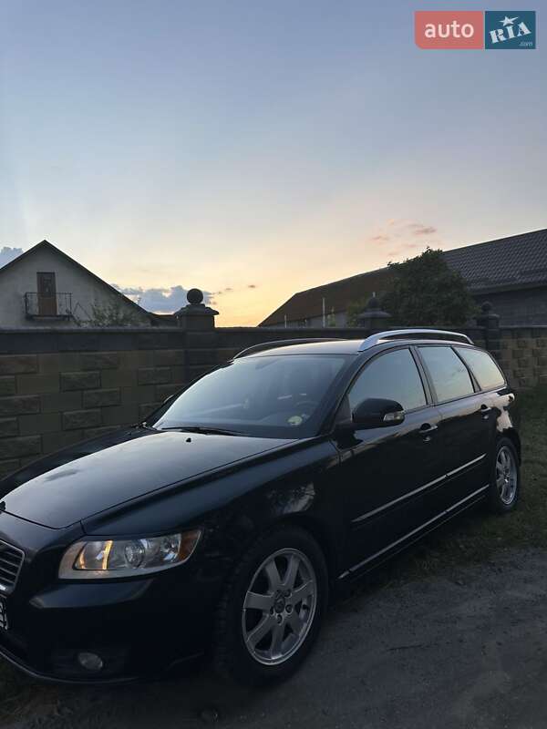Универсал Volvo V50 2011 в Костополе фото 3 Универсал Volvo V50 2011 в Костополе