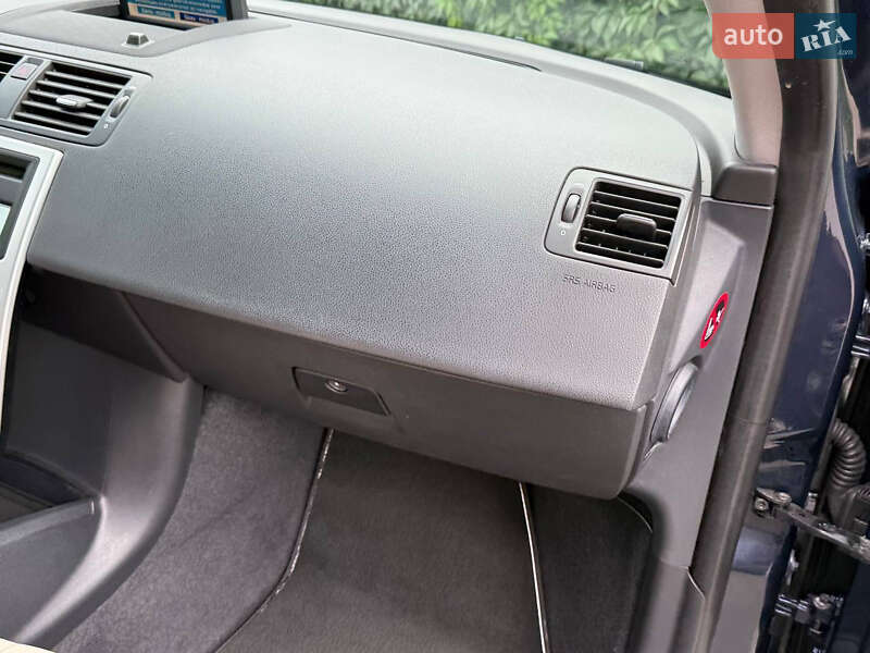 Универсал Volvo V50 2012 в Стрые