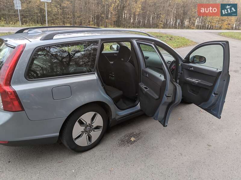 Універсал Volvo V50 2009 в Луцьку фото 25 Універсал Volvo V50 2009 в Луцьку