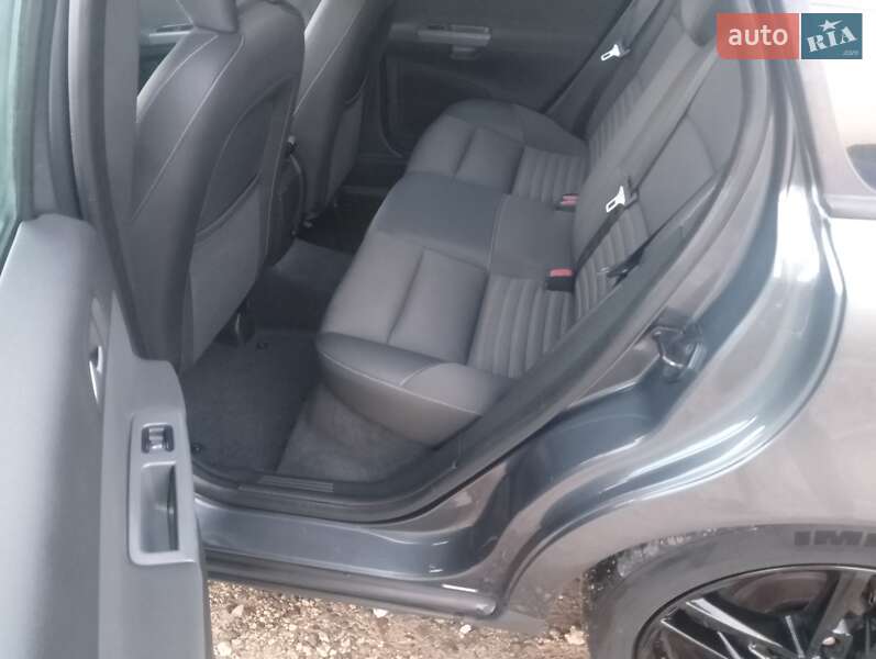 Универсал Volvo V50 2008 в Тернополе