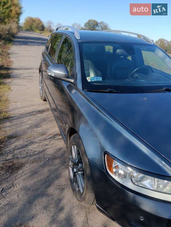 Универсал Volvo V50 2012 в Нововолынске