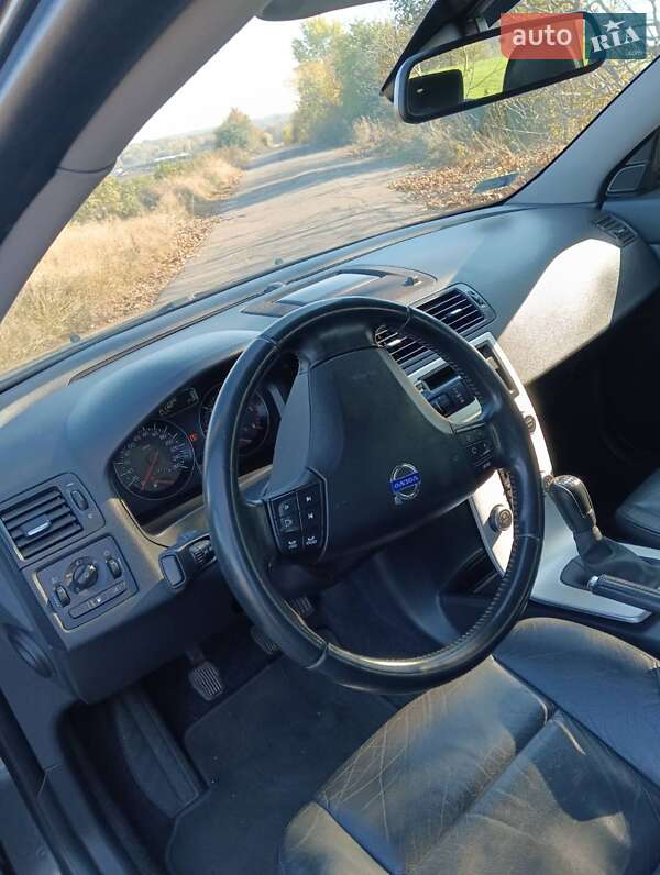 Универсал Volvo V50 2012 в Нововолынске