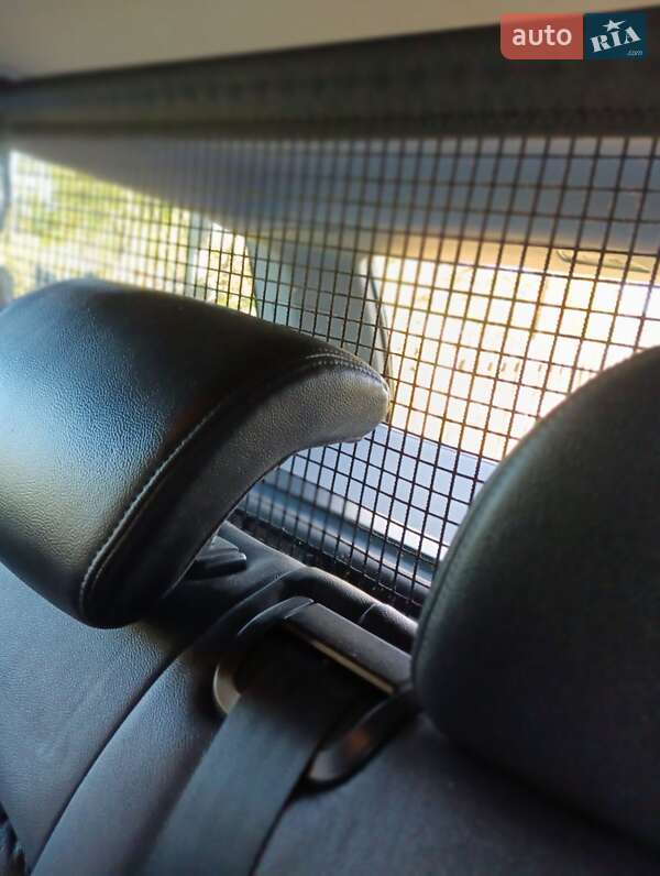 Универсал Volvo V50 2012 в Нововолынске